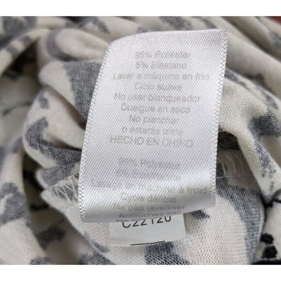 LuLaRoe Women's Top Irma Tunic T-Shirt Black & White Unicorn Print Size XXS - Picture 10 of 13